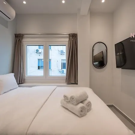 Yellow Door, Nilie Hospitality Mgmt Apartment *